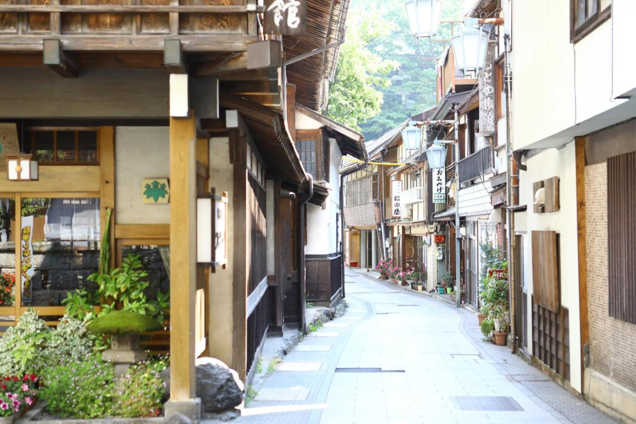 Ikariya Ryokan Yamanouchi  Exterior foto
